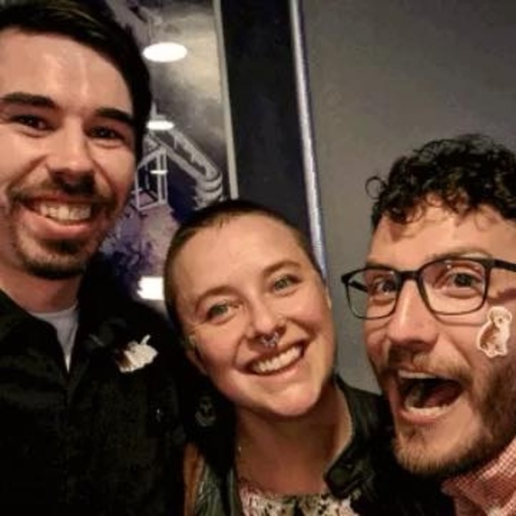 Meet your Posher, Loria - Picture 1 of 1